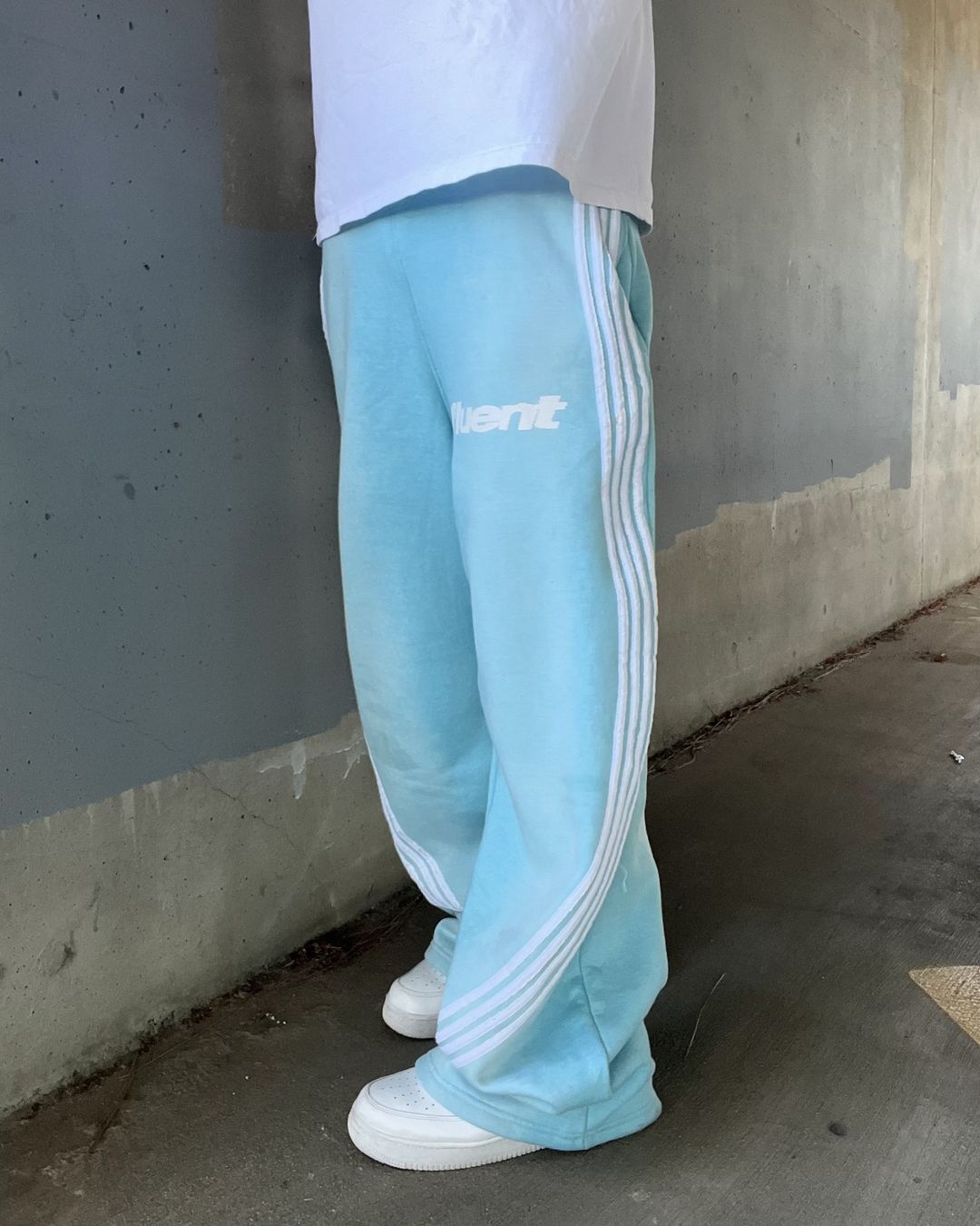 Striped Sweatpants - Blue/Pink