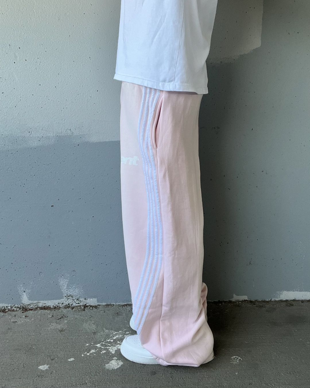 Striped Sweatpants - Blue/Pink