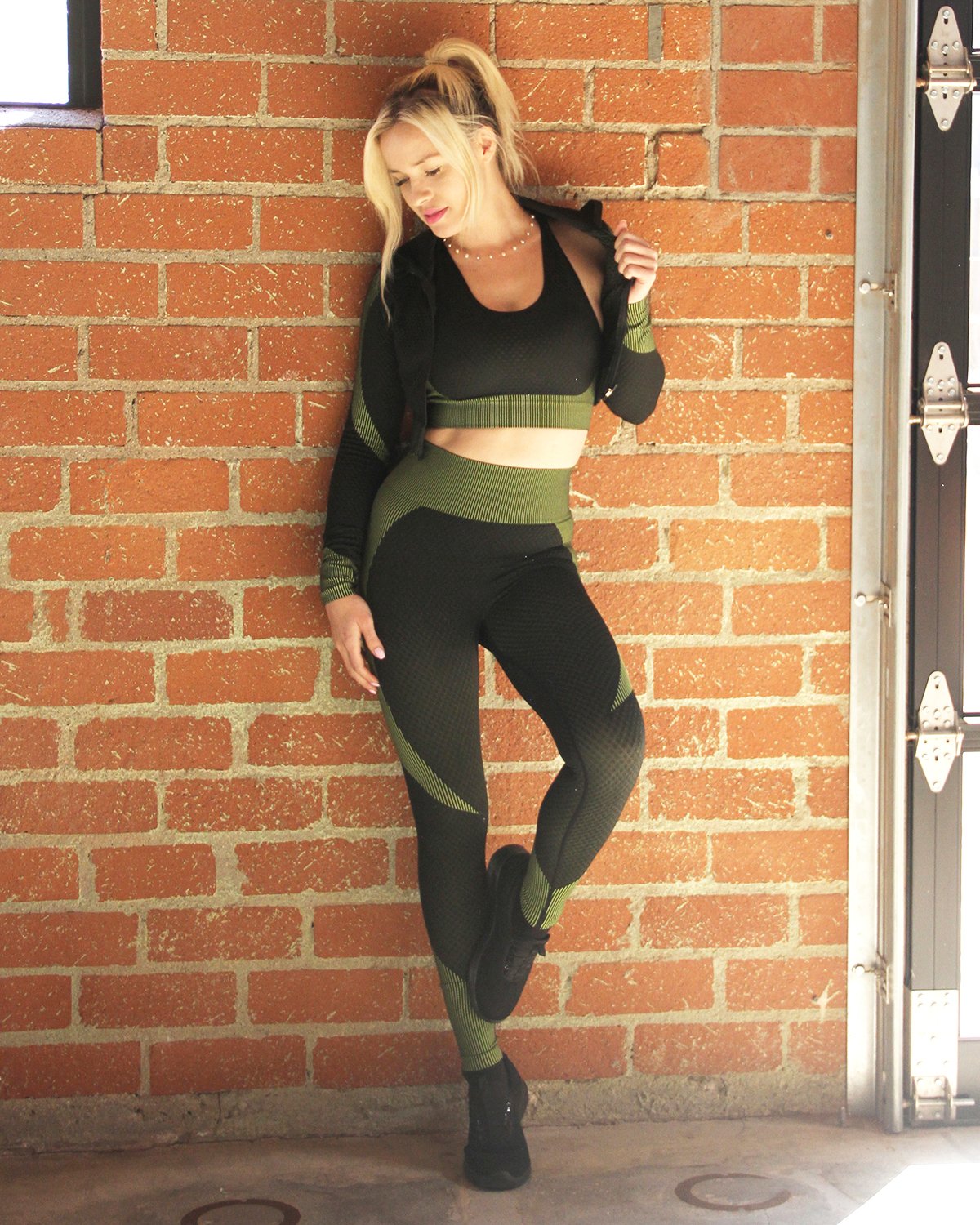 Seamless Jacket, Leggings & Sports Top 3 Set - Black With Green - Women's Activewear Set from fluentclothing.com