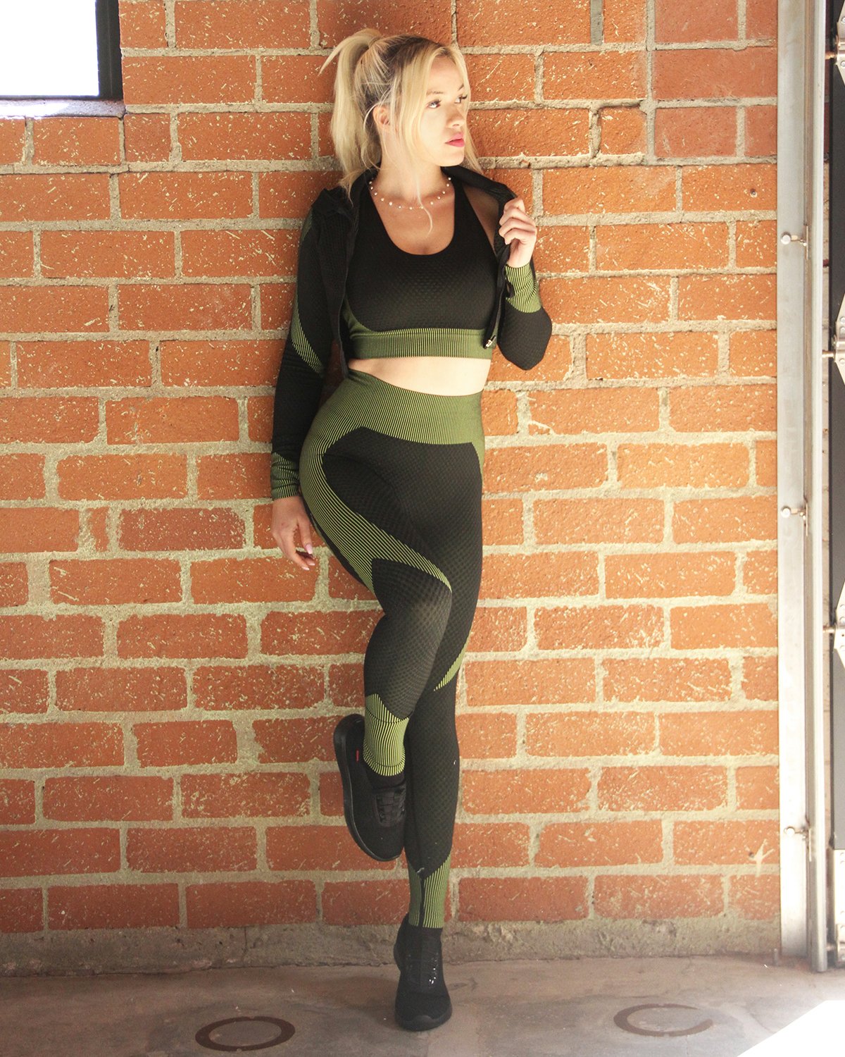 Seamless Jacket, Leggings & Sports Top 3 Set - Black With Green - Women's Activewear Set from fluentclothing.com